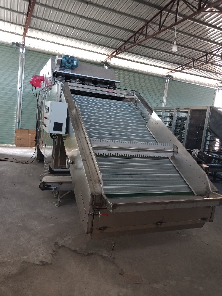 燃油(電加熱）萎凋機(jī) 型號：(1)6CW-20Y 單價(jià): 198000元/臺(tái) （2） 6CW-40Y單價(jià)：265000 元/臺(tái)  材料：訂制304不銹鋼